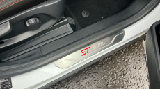 Ford Puma 1.0 EcoBoost Hybrid mHEV ST-Line 5dr Petrol Hatchback